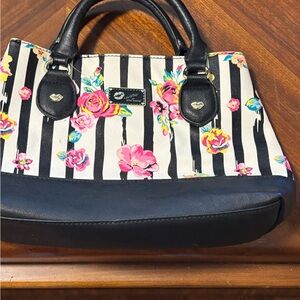 Luv Betsey By Betsey Johnson Purse Handbag